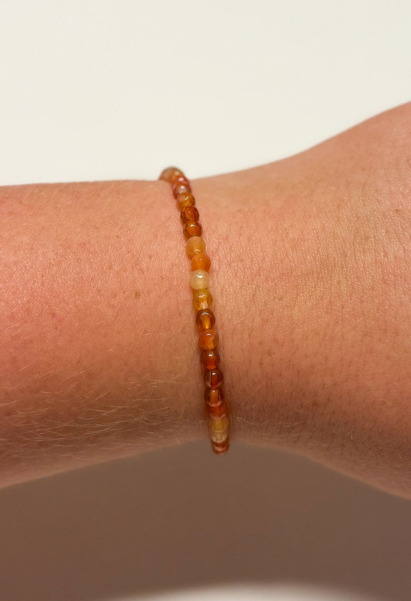 Carneool facet armband | 4 mm