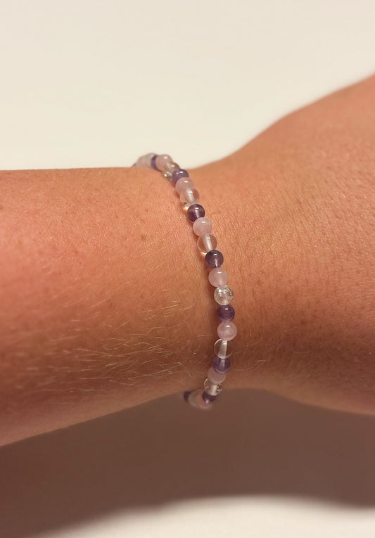 Gouden driehoek armband | Amethist - Rozenkwarts - Bergkristal | 4 mm