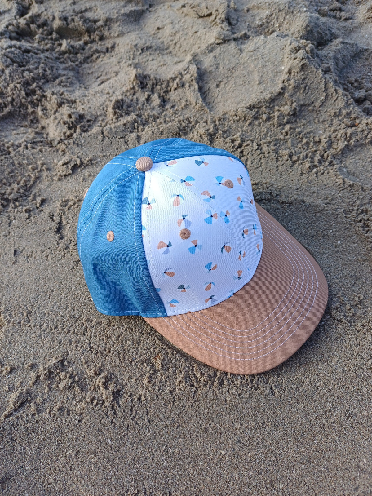 Pet voor baby & kind | Beachbal | blauw met licht grijs