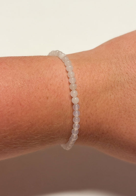 Witte agaat armband (4 mm)