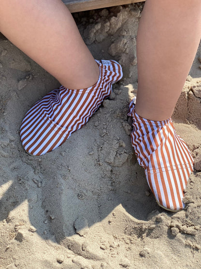 Slipstop | Waterschoentjes voor kinderen | Gestreept | Cognac stripe